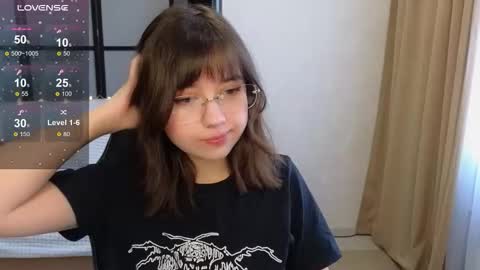 Snapshot of lina_brownie chatting on 28, 11, 2025 Lina online show from 28, 11, 2025