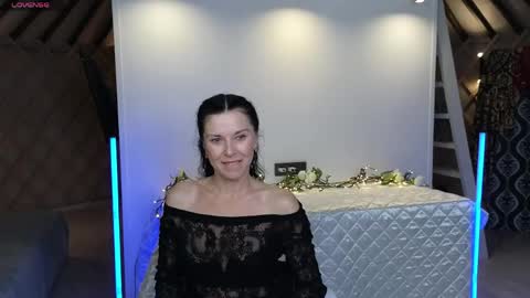lina_flore online show from 1, 6, 2026