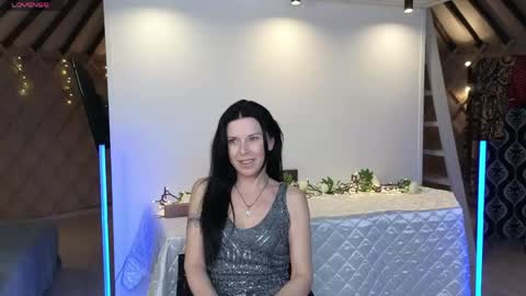 lina_flore online show from 3, 6, 2026