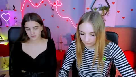 lina_fox12 online show from 2, 4, 2026