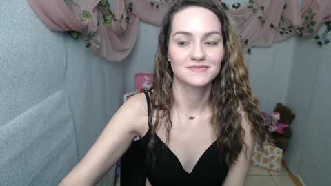 Lina online show from 24, 12, 2024