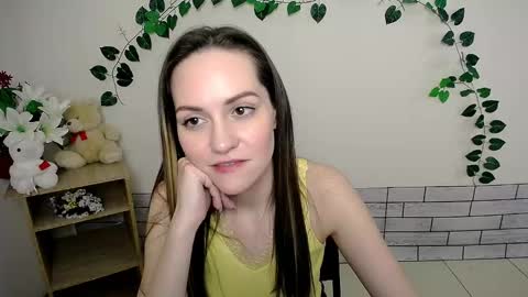 Lina online show from 25, 1, 2025