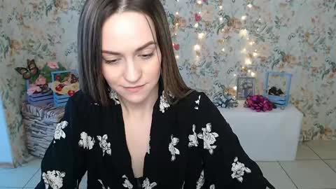 Lina online show from 22, 2, 2025