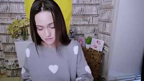 Lina online show from 7, 10, 2025