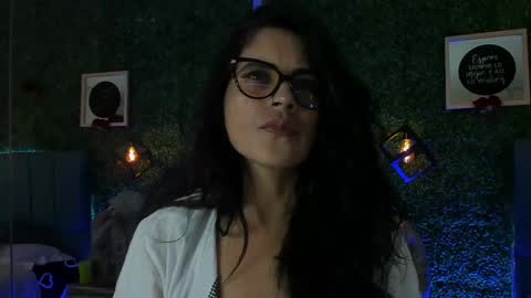 Lina  online show from 21, 2, 2026