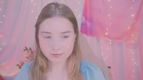 Snapshot of linalyy chatting on 15, 12, 2025 Lina online show from 15, 12, 2025