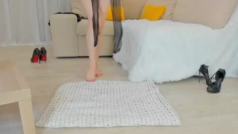 Snapshot of linapearl chatting on 19, 6, 2026 Lina Fanslymysensualworld online show from 19, 6, 2026