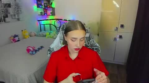 Snapshot of linatruly chatting on 12, 5, 2026 Lina online show from 12, 5, 2026