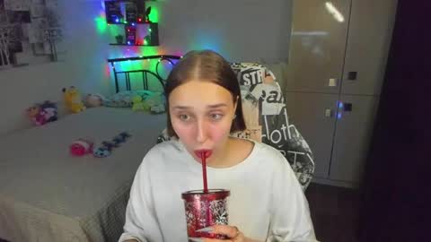 Snapshot of linatruly chatting on 27, 5, 2026 Lina online show from 27, 5, 2026