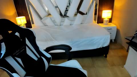  Linda  online show from 1, 2, 2026