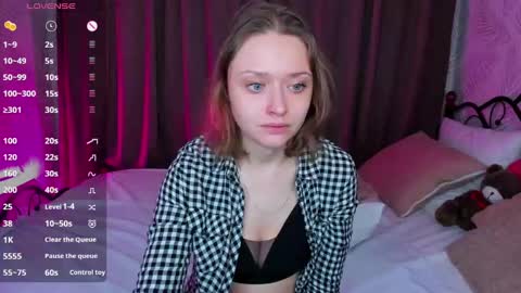 Snapshot of linda__bryant chatting on 10, 1, 2025 Linda GMT2 Mon Tu Fri Sa Su 0300am-1000 am online show from 10, 1, 2025