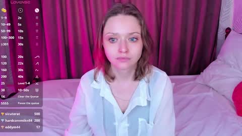 Snapshot of linda__bryant chatting on 1, 3, 2025 Linda GMT2 Mon Tu Fri Sa Su 0300am-1000 am online show from 1, 3, 2025