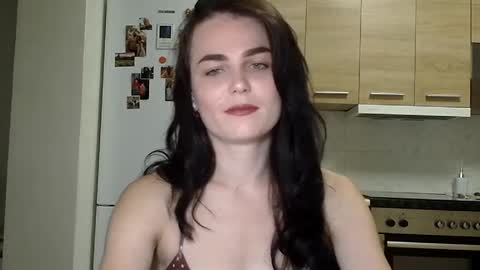 Linda online show from 9, 9, 2025