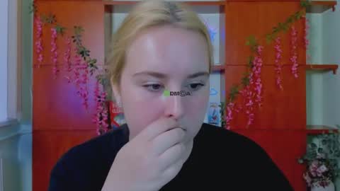linda_lynx online show from 17, 7, 2026