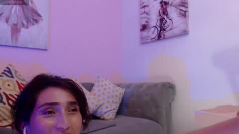 Snapshot of linda_morgan1 chatting on 23, 12, 2024 Maria Paula online show from 23, 12, 2024