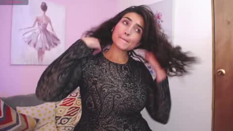 Snapshot of linda_morgan1 chatting on 6, 3, 2025 Maria Paula online show from 6, 3, 2025