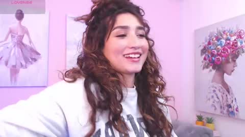 Snapshot of linda_morgan1 chatting on 12, 9, 2025 Maria Paula online show from 12, 9, 2025
