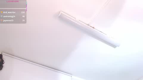 Maria Paula online show from 25, 4, 2026