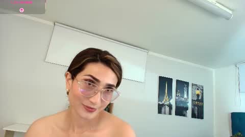 Snapshot of linda_morgan1 chatting on 12, 6, 2026 Maria Paula online show from 12, 6, 2026