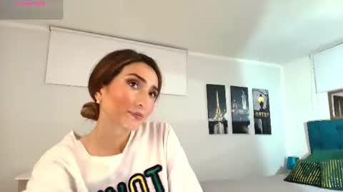 Maria Paula online show from 2, 7, 2026
