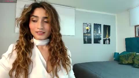 Maria Paula online show from 31, 7, 2026
