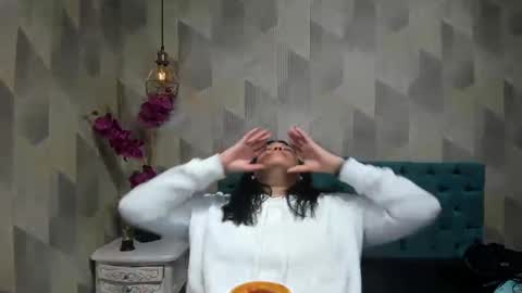    online show from 26, 9, 2025