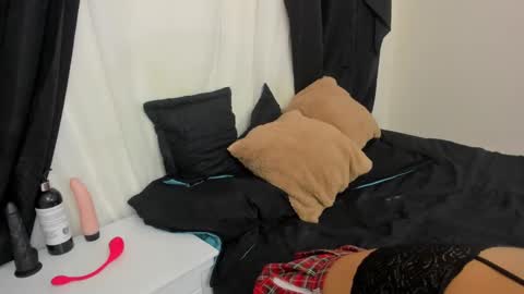 Snapshot of lindacastro2 chatting on 9, 12, 2024 ig linda cw2 online show from 9, 12, 2024