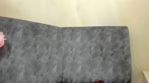 Snapshot of lindacastro2 chatting on 9, 2, 2026 ig linda cw2 online show from 9, 2, 2026