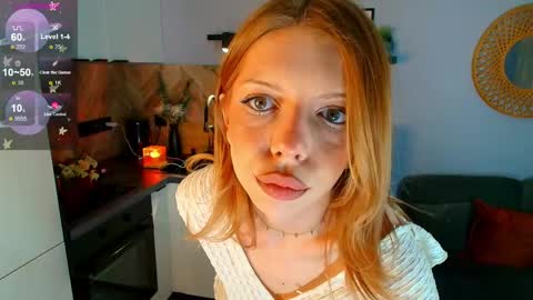 Snapshot of lindacrystalofc chatting on 20, 4, 2026 happy new year online show from 20, 4, 2026