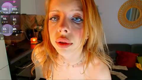 Snapshot of lindacrystalofc chatting on 22, 4, 2026 happy new year online show from 22, 4, 2026