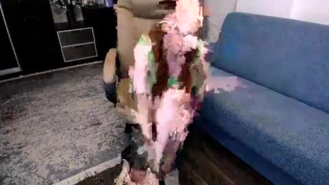 Linda Liony online show from 18, 4, 2026