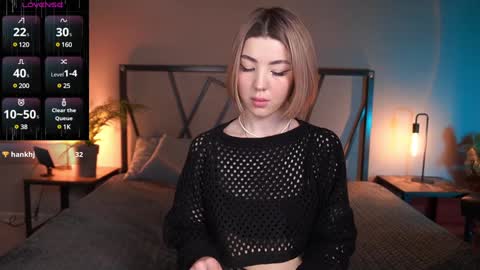 Snapshot of lindathacker chatting on 4, 2, 2025 your Linda is back online show from 4, 2, 2025