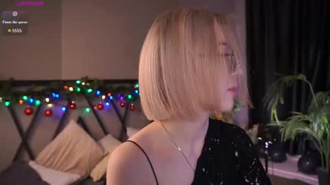 Snapshot of lindathacker chatting on 12, 1, 2026 your Linda is back online show from 12, 1, 2026