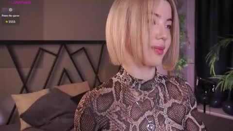 Snapshot of lindathacker chatting on 16, 1, 2026 your Linda is back online show from 16, 1, 2026