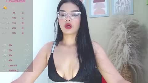 Snapshot of lindsay_sweet24 chatting on 9, 12, 2024 ana online show from 9, 12, 2024