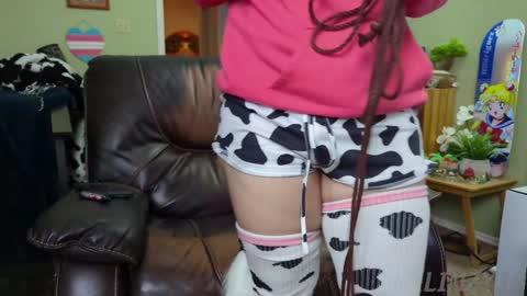 Linzy19 online show from 27, 1, 2025