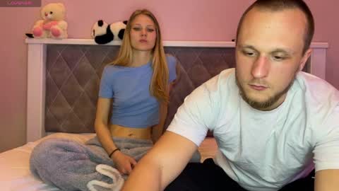 Daisy and Ratibor online show from 9, 4, 2026