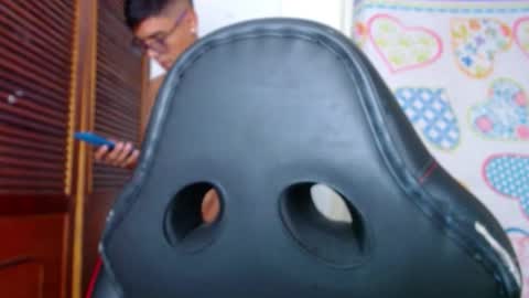 Snapshot of lion_grr chatting on 22, 11, 2025 lion_grr online show from 22, 11, 2025