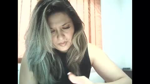 lionessmom online show from 5, 12, 2025