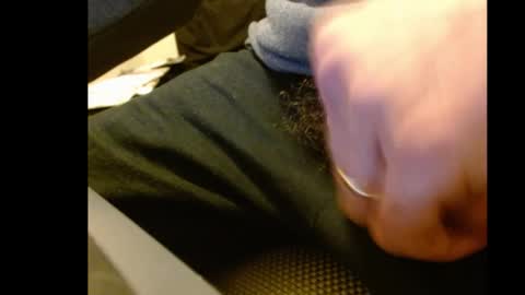 lip_balm online show from 28, 12, 2024