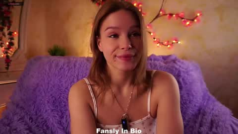 Lina online show from 1, 12, 2025