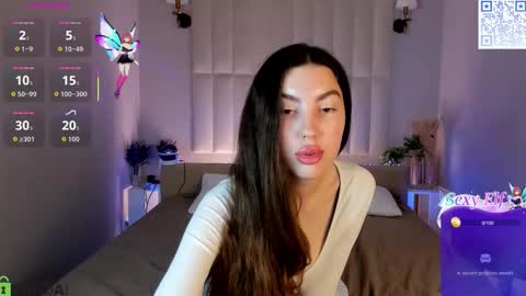 Lira revery online show from 15, 12, 2025