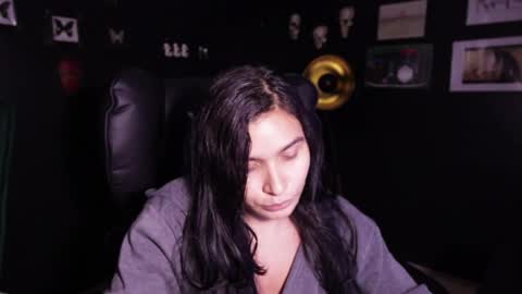 Snapshot of lireesa chatting on 2, 5, 2026 Lire online show from 2, 5, 2026