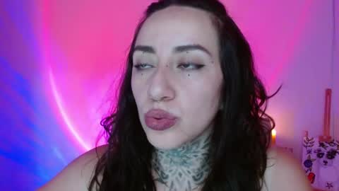 Lisa online show from 7, 4, 2026