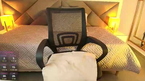 Lisa online show from 13, 12, 2025