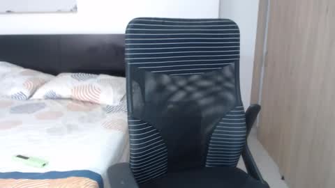 Snapshot of lisa_g07 chatting on 3, 2, 2025 Lisa Santos online show from 3, 2, 2025