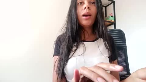 Snapshot of lisa_g07 chatting on 5, 11, 2025 Lisa Santos online show from 5, 11, 2025