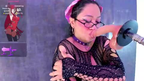 Snapshot of lisa_milf_ chatting on 13, 9, 2025 Lisa online show from 13, 9, 2025