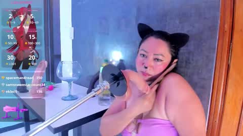 Snapshot of lisa_milf_ chatting on 2, 11, 2025 Lisa online show from 2, 11, 2025