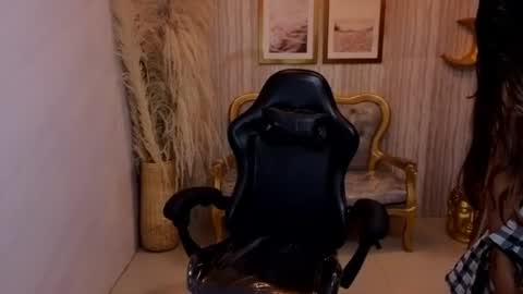 Liz online show from 14, 7, 2026